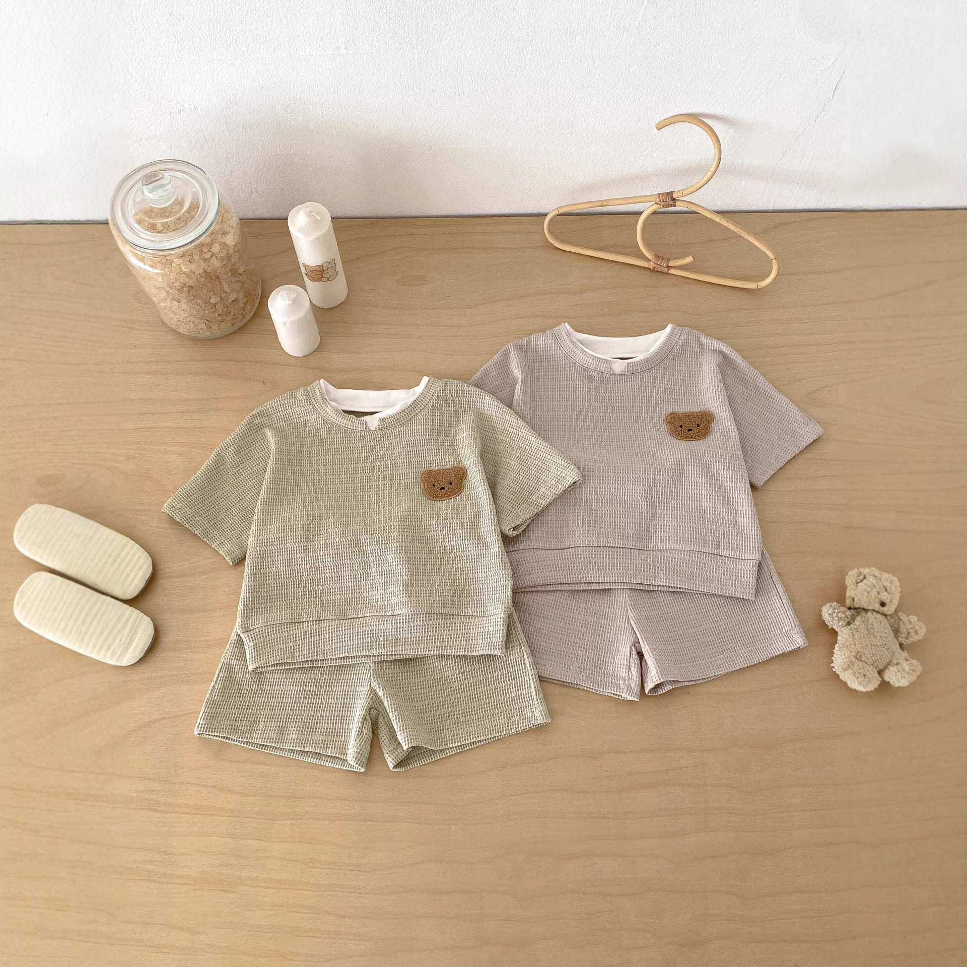 Baby Waffle Knit Bear Short Sleeve Outfit 2-Piece Set, Lightweight Summer Casual Clothing for Toddlers and Kids