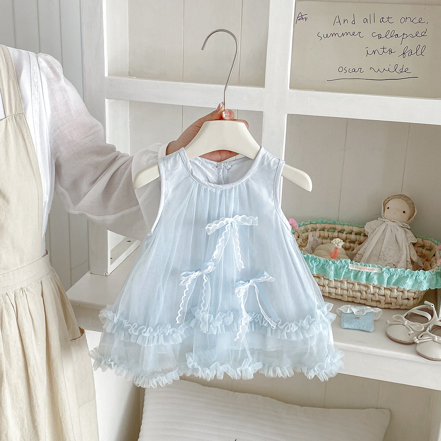 Cute Sleeveless Mesh Dress for Toddlers and Babies, Butterfly Bow Princess Dress, Fashionable Baby Girl's Dress