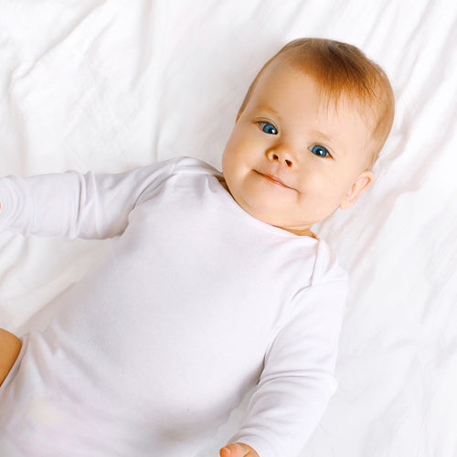 Neugeborenes Baby-Jungen 8-teiliges Erstausstattungs-Geschenkset zur Babyparty