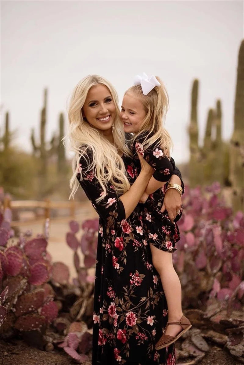 Mom and Daughter Dress Spring Fashion Mother Daughter Dresses Family Matching Cotton Outfits Girls Baby Clothing 1-9 Years Old