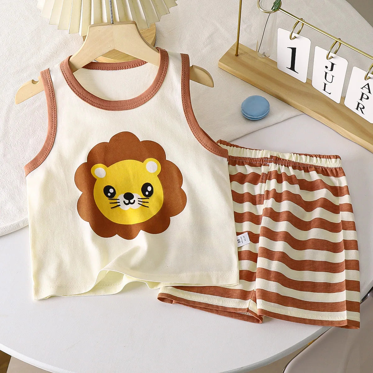 Ready Stock Boy's Summer Sleepwear Breathable Plaid T-Shirts Baby Clothing Sets with Factory Price
