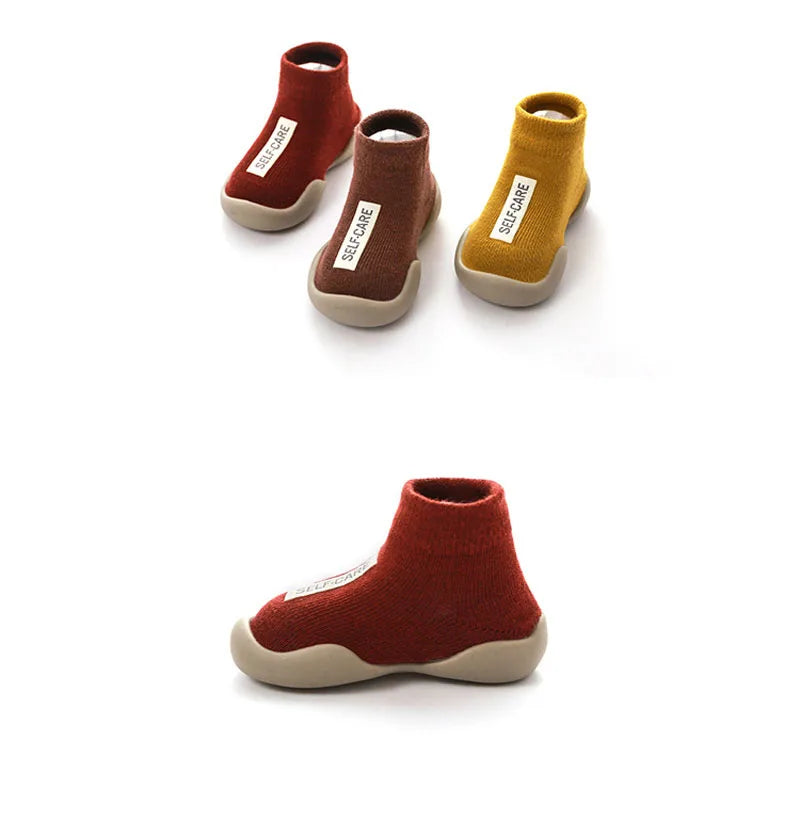 Zapatos de bebé Primeros pasos para niños pequeños Botas de punto para bebés y niñas Suela de goma suave antideslizante Zapatos informales de piso Descalzos