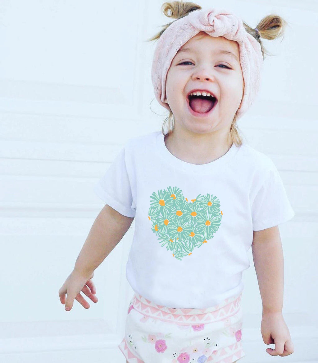 Fashion Family Matching Clothes Outfits Look Mother Daughter Flower Heart Print Tshirt Clothing Mommy and Me Family Look T-shirt