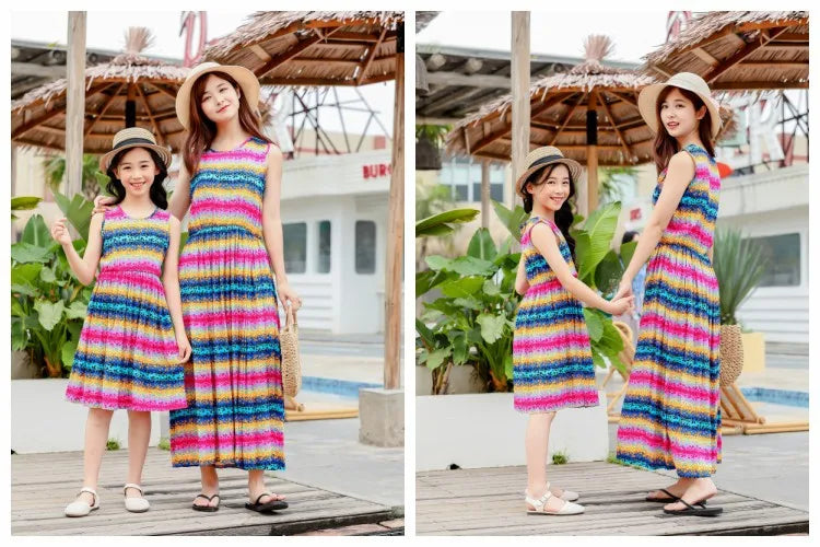 New Mother Daughter Summer Dresses Sleeveless Floral Flower Print Sundress Mom Mommy and Me Beach Dress Family Matching Outfits