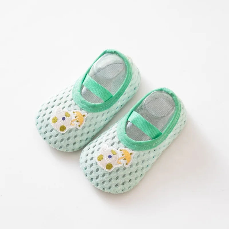 Zapatos calcetines de bebé recién nacido primavera verano, diseño de dibujos animados para niños, antideslizantes, suela suave, para primeros pasos de niños y niñas