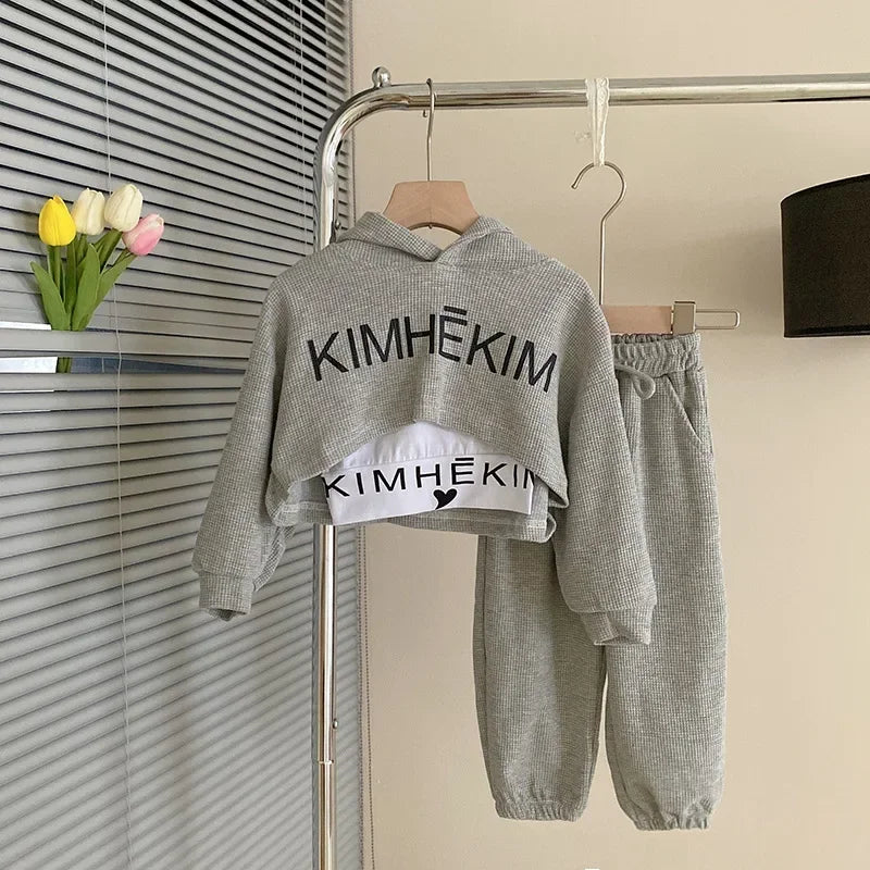 Children's Clothing Sets Letter Print Sweatshirt + Tank Top + Pants 3pcs Baby Girl Clothes for 2 To 7 Years Baby Girl Outfit Set