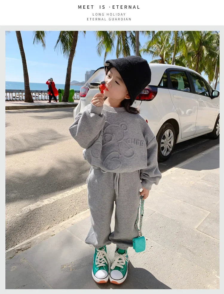 Children's Clothing Sets Letter Print Sweatshirt + Tank Top + Pants 3pcs Baby Girl Clothes for 2 To 7 Years Baby Girl Outfit Set