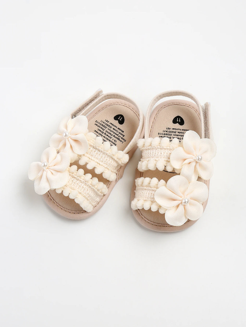 Cute princess baby shoes with spring and autumn small flower soft sole suitable for 0-1 year old babies to wear