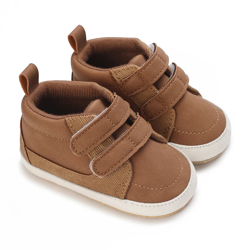 Newborn Baby Shoes Classic Leather Soft Soles Non Slip Toddler Walking Shoes for Boys and Girls 0-18M First Step Walking Shoes