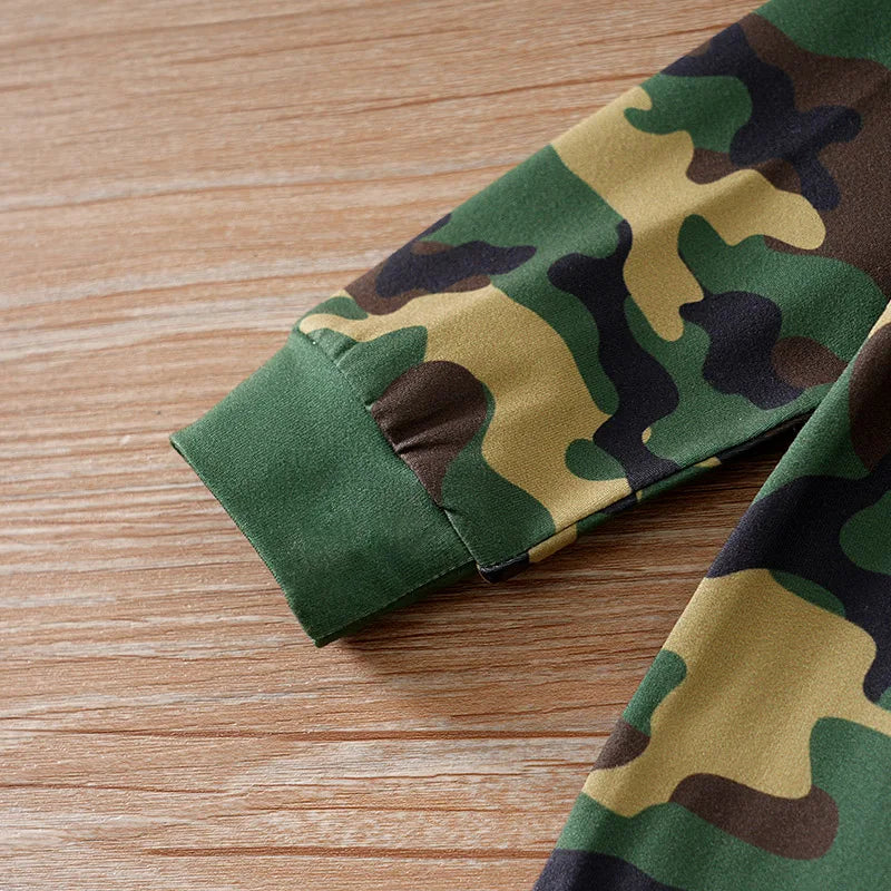 Newborn Clothes Cool Camouflage Badge Comfortable And Soft 0-18 Boys And Girls Spring And Autumn Long Sleeved Baby Jumpsuit