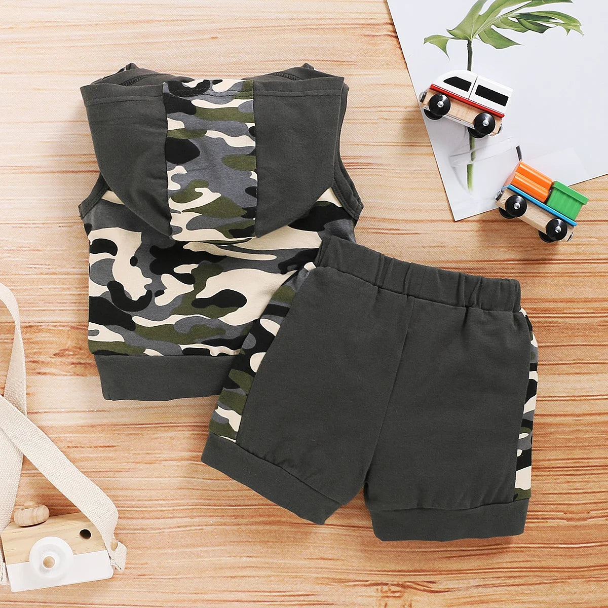 Neugeborene Baby Jungen 2-teiliges Kleiderset Camouflage Kapuzenweste + Shorts Coole Kleinkind Jungen Sommer Outfits für Säuglinge 0-18 Monate