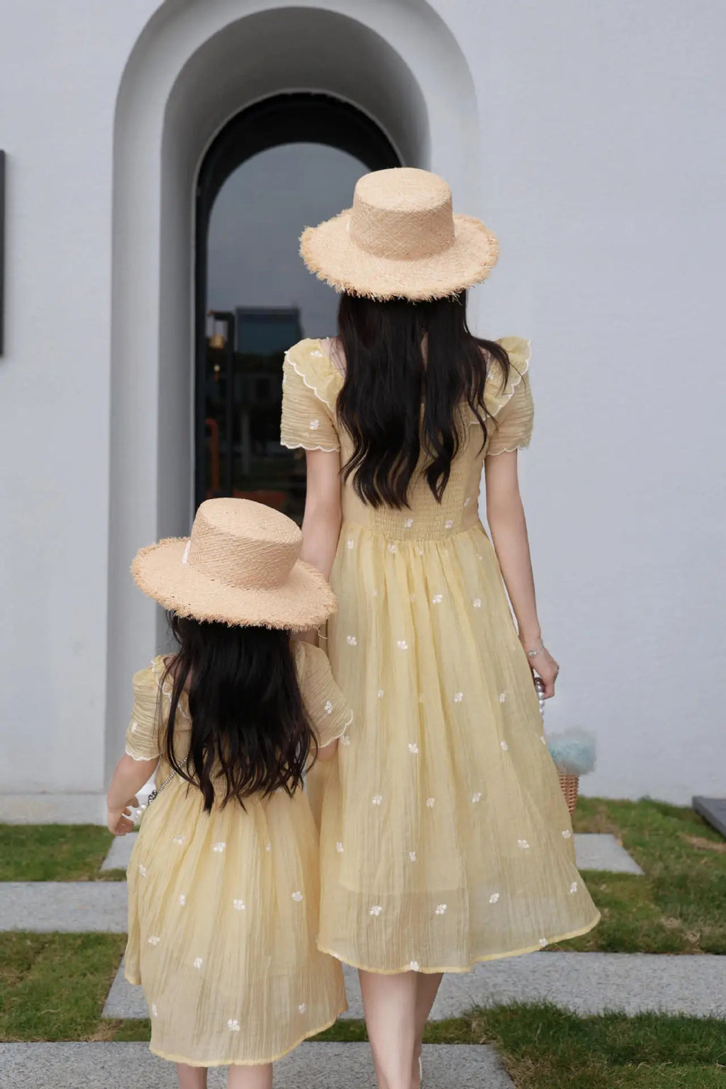 Mother and Daughter Matching Summer Dress Mom and Baby Girls Same Clothes Mommy and Me Short Sleeve Elegant Dresses for Women