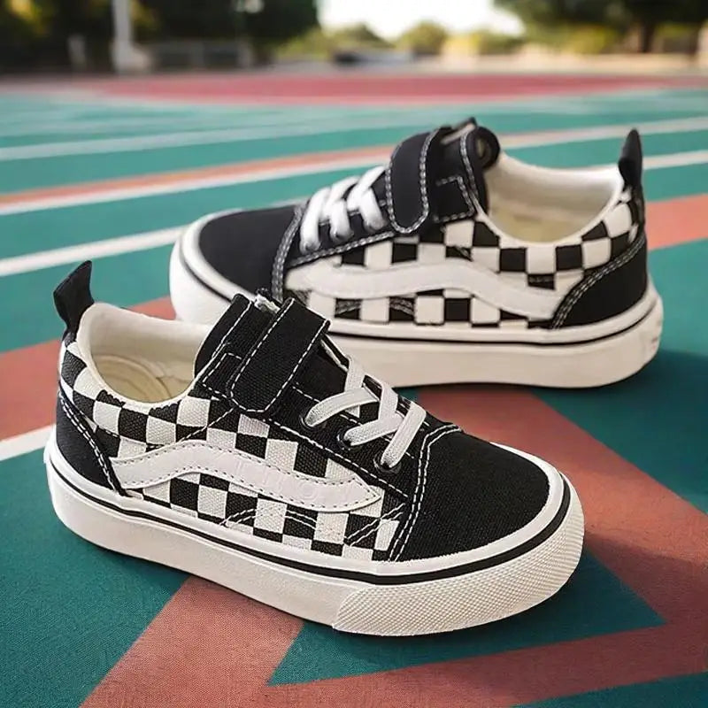 Children's Canvas Shoes Boys Board Shoes New Net Red Low Gang Middle and Large Children Baby Girls Board Shoes Parent-Child Shoe