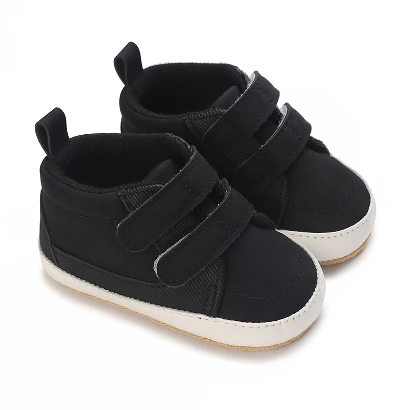 Newborn Baby Shoes Classic Leather Soft Soles Non Slip Toddler Walking Shoes for Boys and Girls 0-18M First Step Walking Shoes