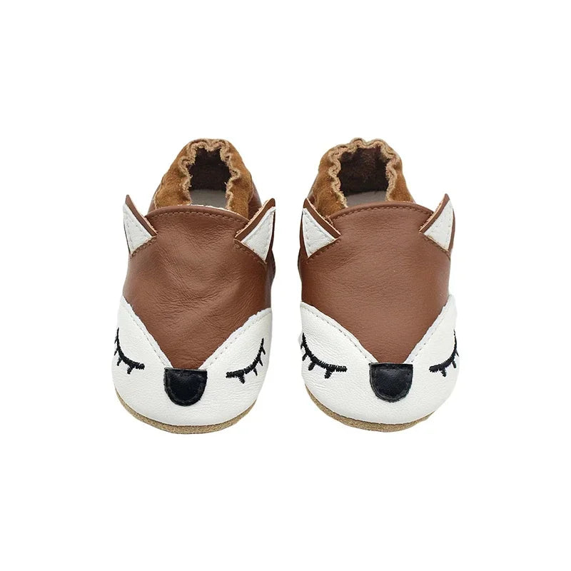 Zapatitos de bebé de piel de vaca suave, patucos para recién nacidos, para bebés, niños y niñas, mocasines pantuflas para primeros pasos.