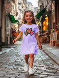 Bonito mono informal de verano para niña con estampado de amor, vestido de mezcla de fibra de poliéster suave, transpirable y elástico.