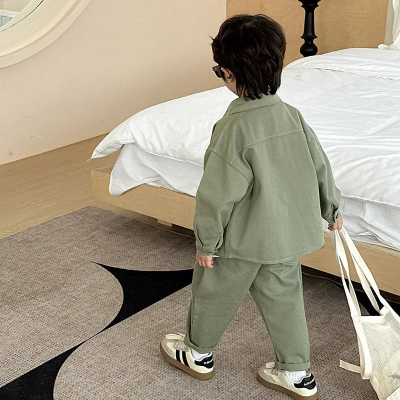 Jungenanzug 2025 Herbst neue modische Oberteil-Hose Sport Freizeit Arbeitskleidung Kinderkleidung Jacke