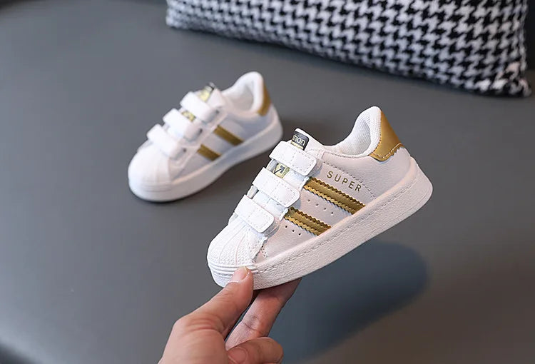 Zapatillas de deporte para niños, diseño de moda, blancas antideslizantes, zapatos casuales para niños y niñas, zapatillas transpirables con velcro, zapatos de exterior para niños pequeños.