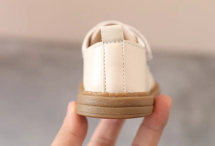 Zapatillas de deporte para niños pequeños primavera, zapatos nuevos para bebé niña, suela blanda, primeros andadores, bebés niños