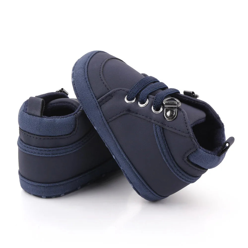 Brand Neugeborenes Baby Junge Schuhe Weiche Sohle Krabbelschuhe Warme Stiefel Anti-Rutsch Sneaker Einfarbig PU Lauflernschuhe für 1 Jahr alt 0-18 Monate