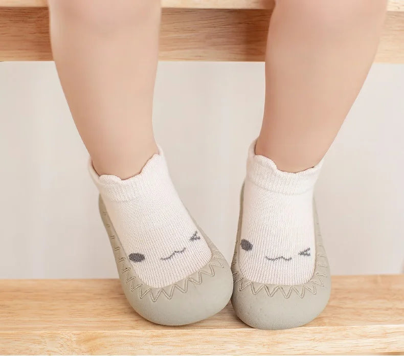 Zapatos de bebé, suela de goma suave, primeros caminantes, calcetines antideslizantes para niños, calcetines de piso, zapatos de calcetín para niños pequeños de 0 a 4 años, botines para niños y niñas