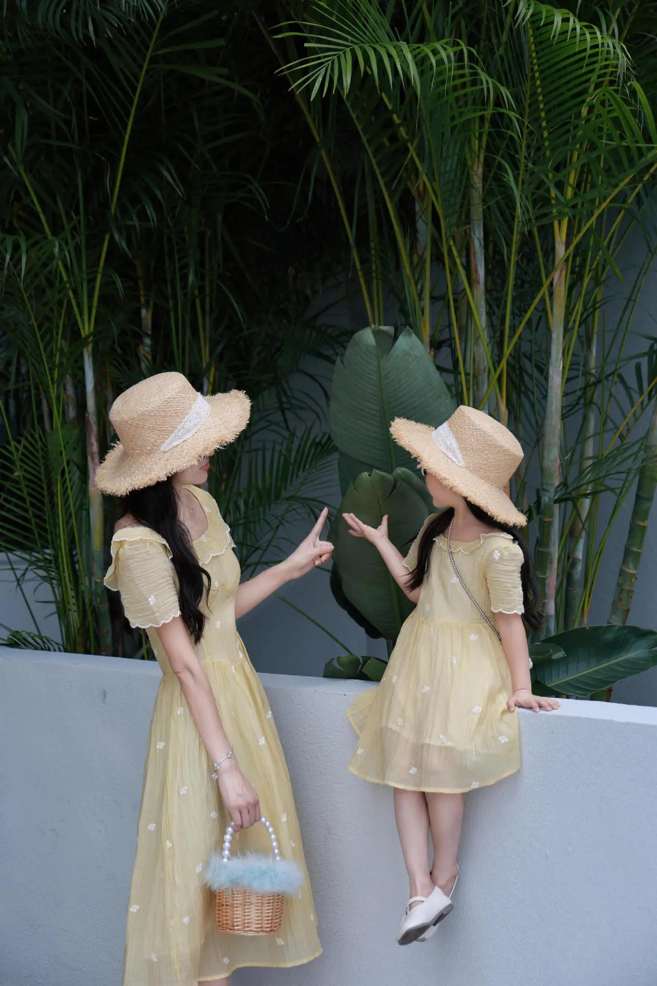 Mother and Daughter Matching Summer Dress Mom and Baby Girls Same Clothes Mommy and Me Short Sleeve Elegant Dresses for Women