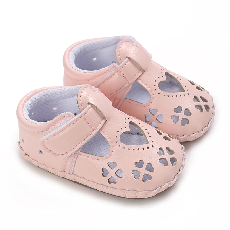Breathable New Cute Little Bear Baby Sandals Infant Girls Shoes Princess Rubber Sole Non-slip Toddler First Walkers