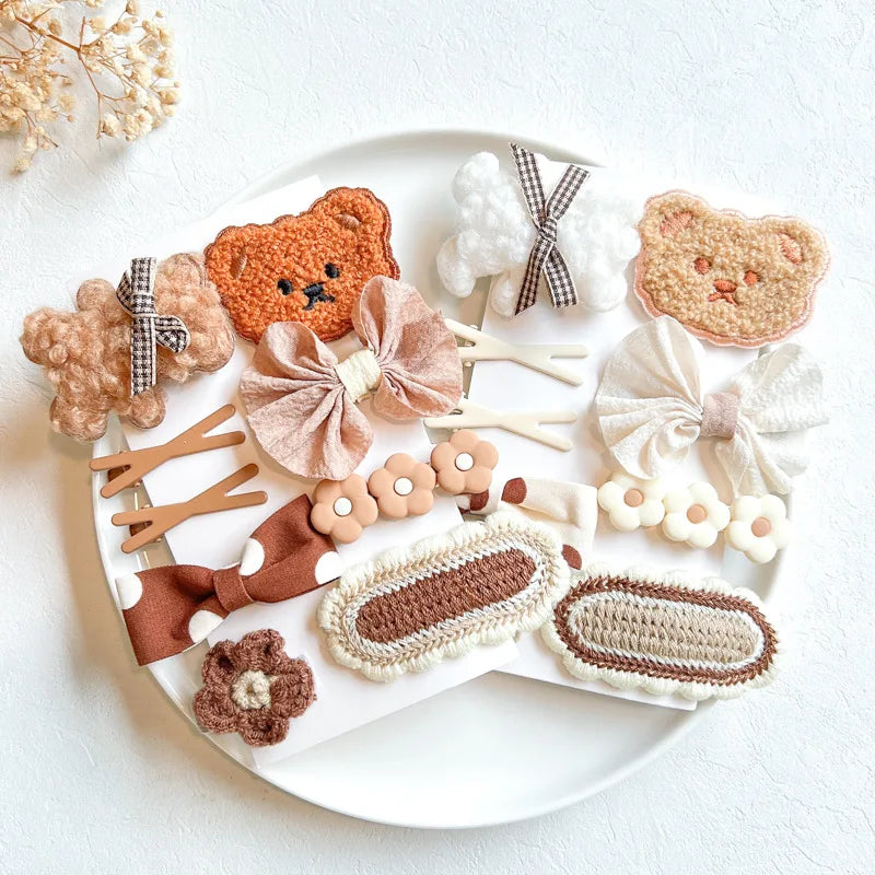 9 unidades/set de pinzas para el pelo de dibujos animados para niña, bonitas horquillas de oso, lazo, flores de punto, pasadores para niños, accesorios para el pelo de bebé
