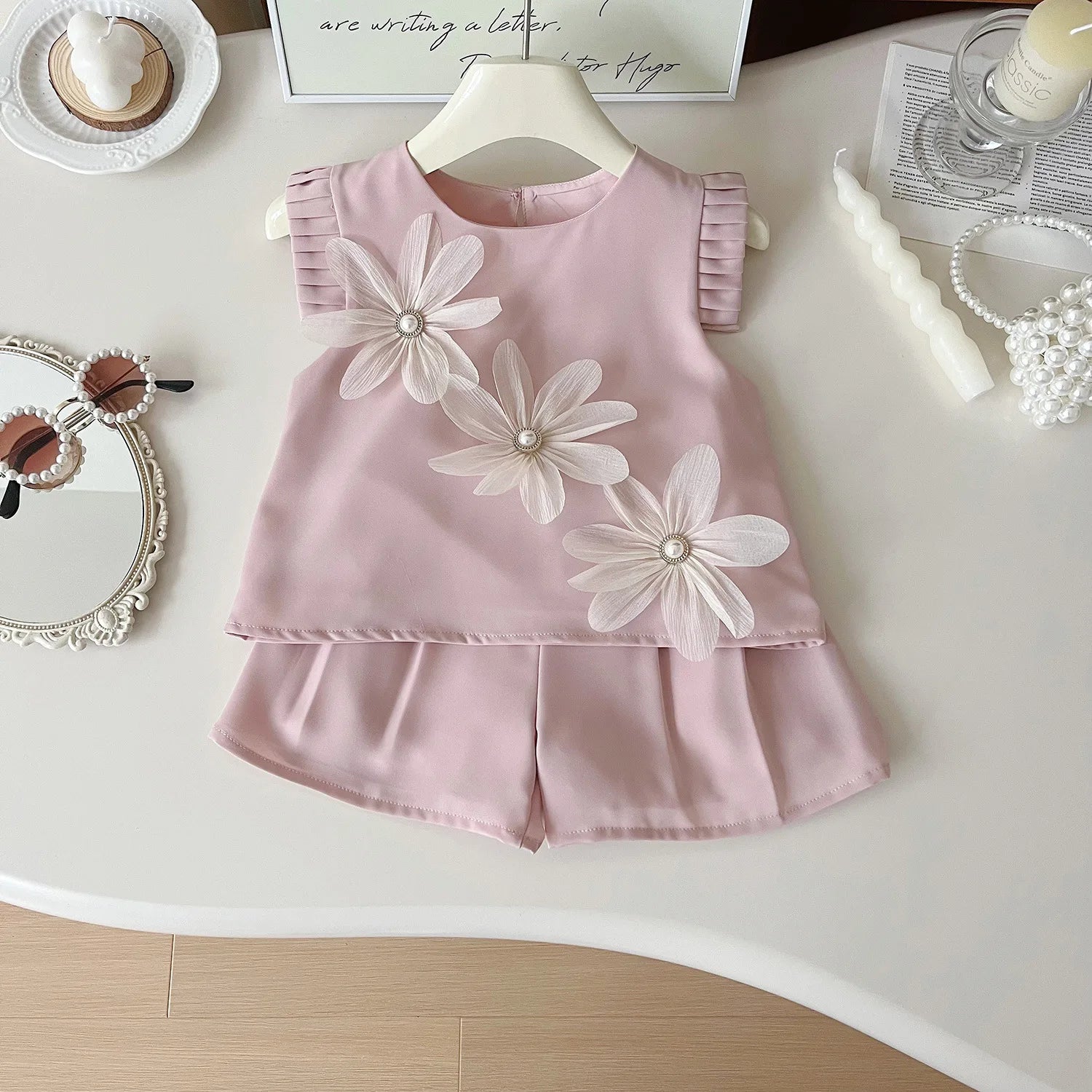 Kinderanzug für Mädchen Sommer Niedlich Drei Blumen Kurzarm-T-Shirt + Shorts 2-teilige Sets Freizeit-Outfit Baby Kinder Kleidung