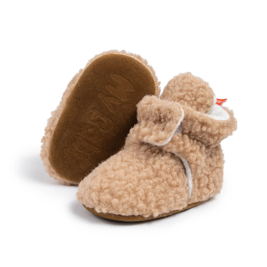Meckior Botines de forro polar para bebé, zapatillas para bebé, niña y niño, antideslizantes, suela blanda, calcetines para bebé, primeros andadores de recién nacido, zapatos cálidos para cuna