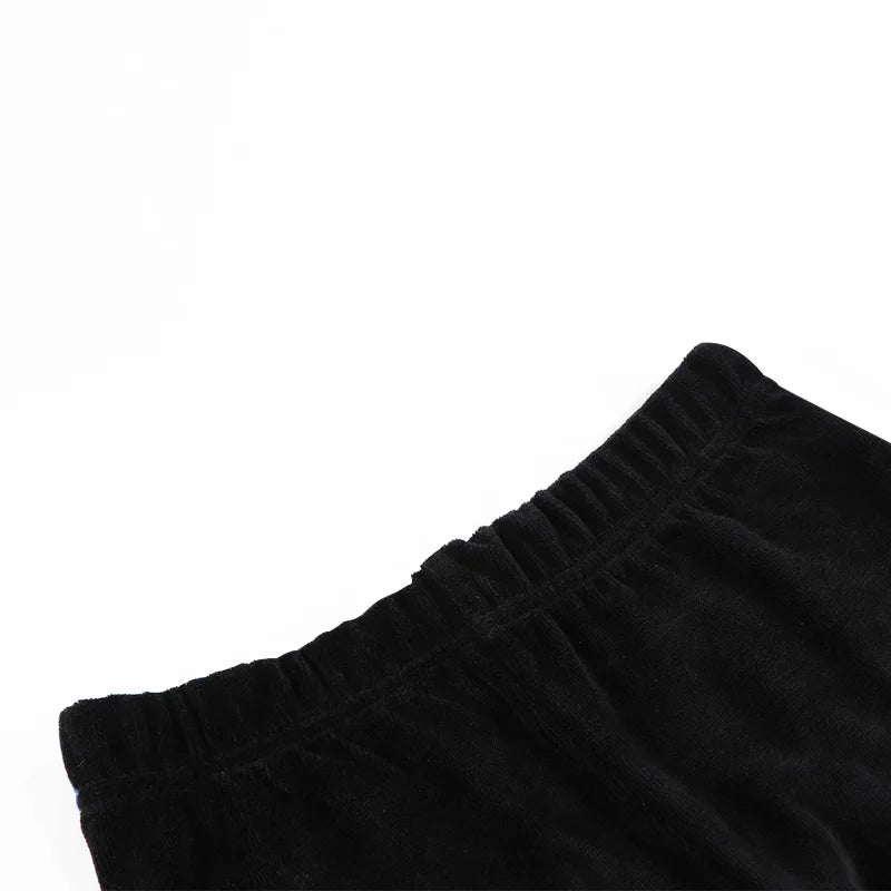 Jungen Schlafanzug Set blaues schwarzes Oberteil und Hose Kinderkleidung für Jungen und Mädchen Rundhals Winter Velours Vorderseite Rippen Rückseite