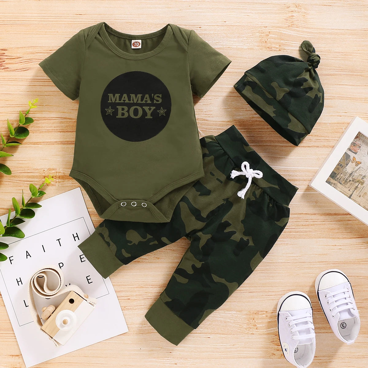 0-18 Monate Neugeborenes Baby Jungen Kleidung Set Buchstaben Print Kurzarm Body+Camouflage Hose+Mütze 3-teiliges Kleinkind Jungen Sommer Outfit