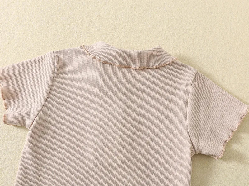 Neugeborene Sommer Baby Mädchen Kleidung Revers-Jumpsuits Einfarbige Kurzarm Baumwoll-Bodys Babykleidung 0–24 Monate