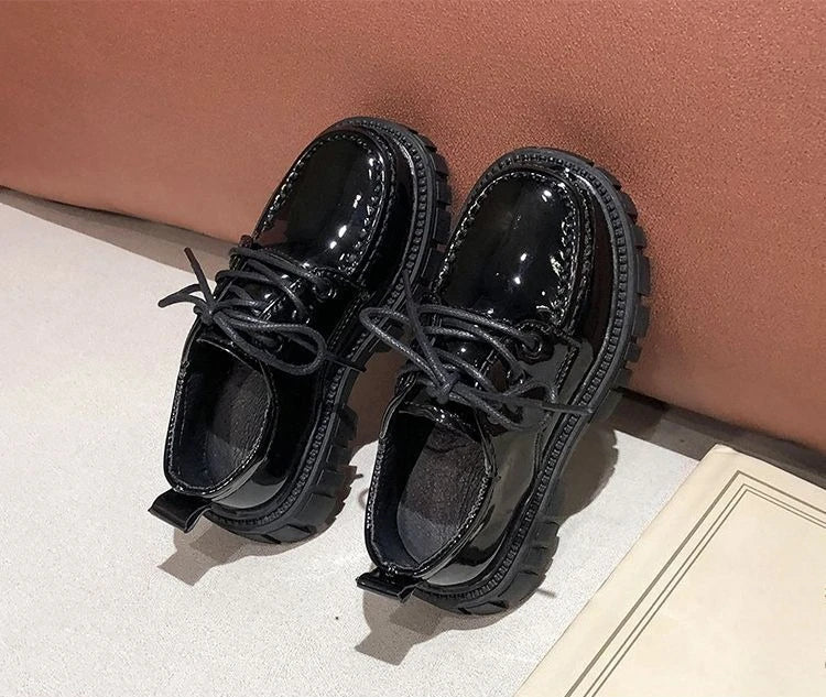 Kids Leather Loafers Lightweight Soft Sole School Shoes for Big Kids Boys Girls Solid Black Classic Casual 2026 New Arrival