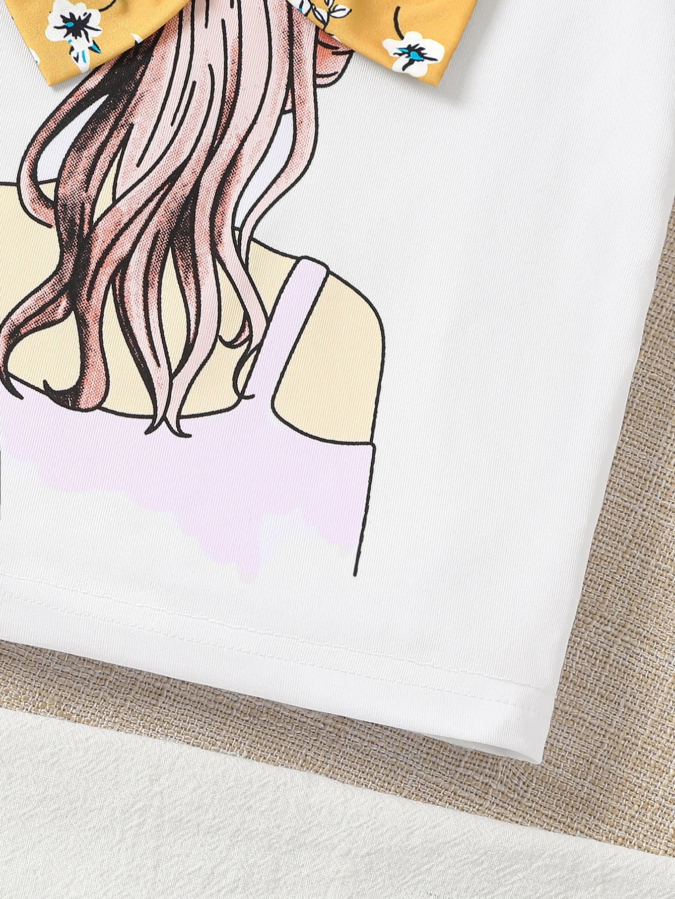 Conjunto de 2 piezas de verano para niña: camiseta con estampado de dibujos animados y pantalones rectos florales, ropa infantil transpirable, atuendo informal de moda.