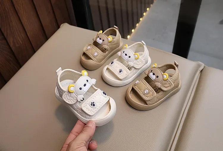 Baby Sandals Cute Bear Soft Breathable Beach Shoes Summer Infant Sandals For Boy First Walkers Toddler Girl Sandals khaki white