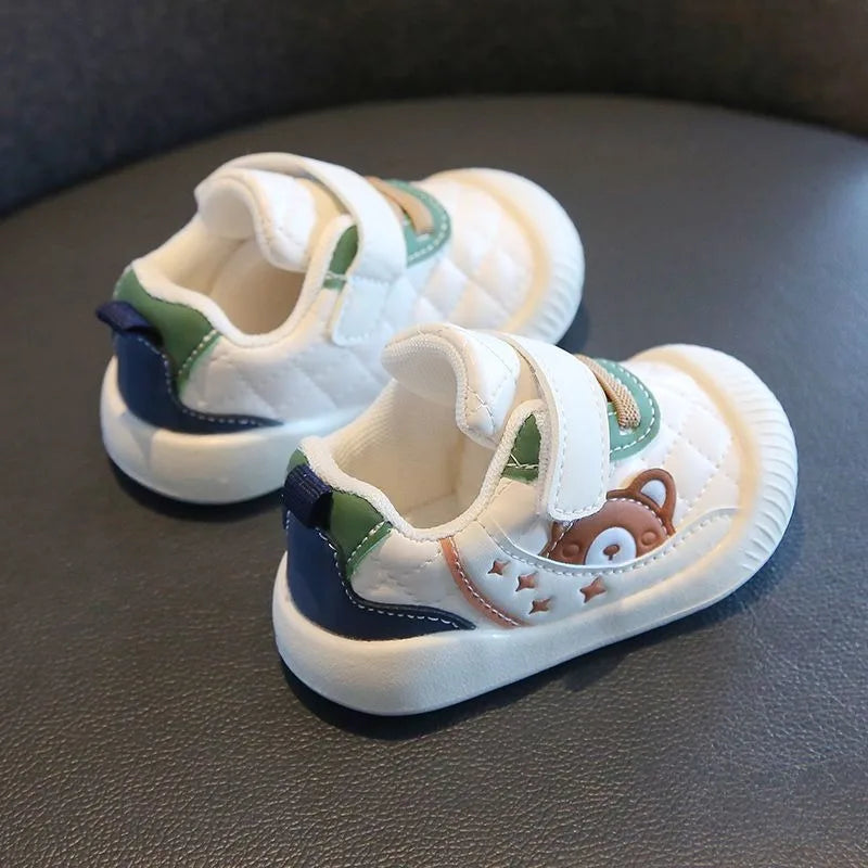 Soft Sole Toddler Shoes for Babies Anti Slip First Walkers with Secure Fit Cute Cartoon Design Sneakers for Spring Autumn