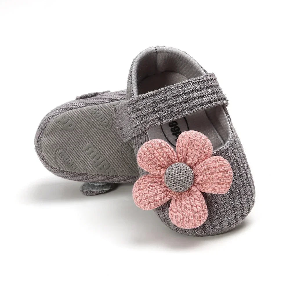 Newborn Baby Shoes Cute Bow-Knot Soft Sole Non-Slip Infant Walking Shoes for Girls 0-18 Months Princess Style First Walkers