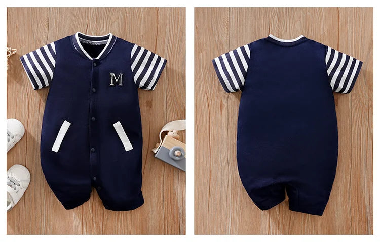 Sommer Jungen und Mädchen Hübscher Buchstaben-Stickerei Bequemer Kurzarm Baby-Body