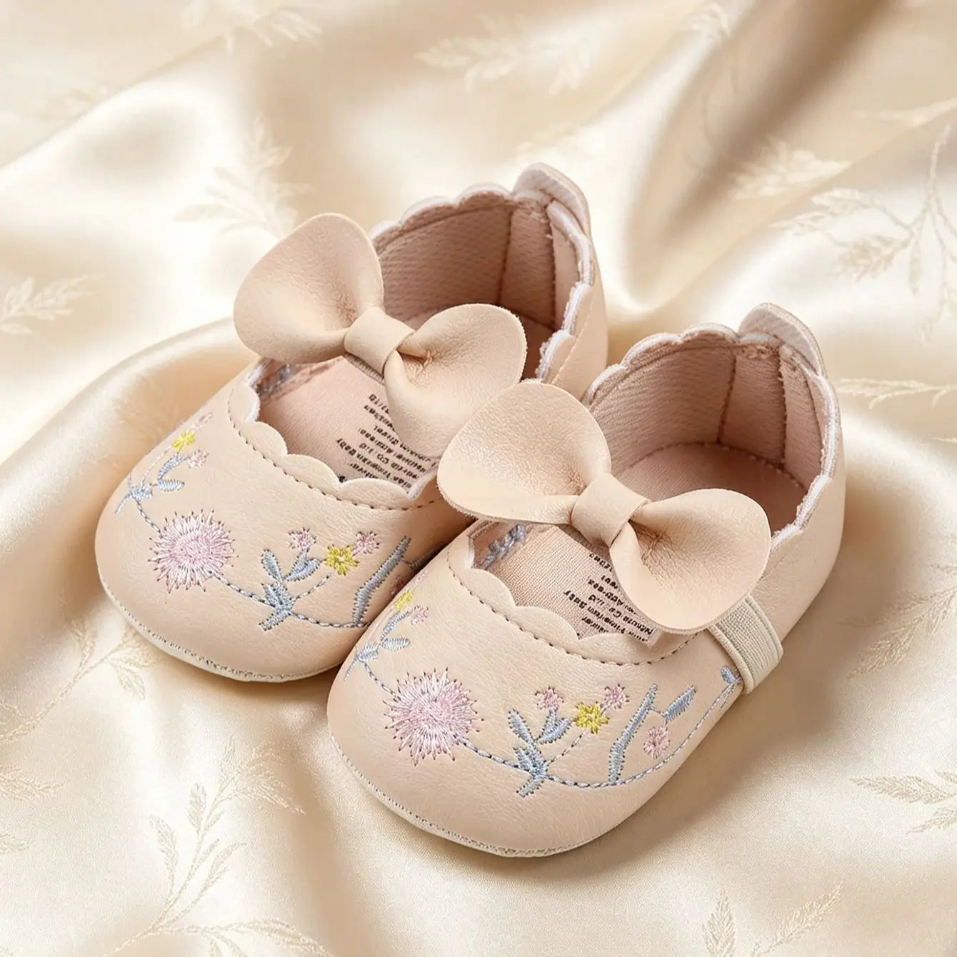 Baby walking shoes women's spring and autumn styles apricot butterfly bow embroidered soft sole breathable soft sole shoes