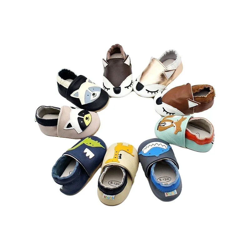 Zapatos de bebé de piel de vaca suave, botines para recién nacidos, niños y niñas, mocasines para bebés, pantuflas, primeros pasos, zapatillas deportivas