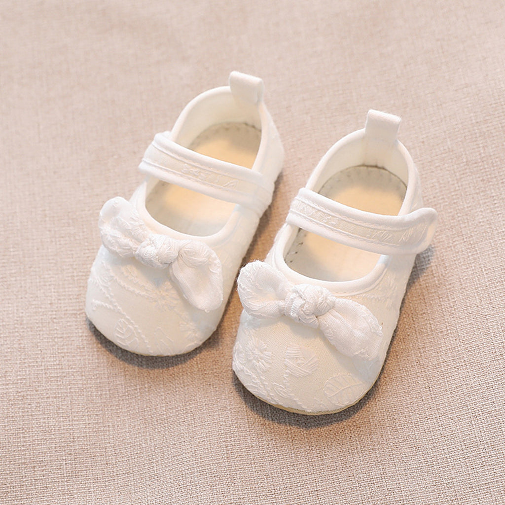 BeQeuewll Infant Baby Girls Shoes Non-Slip Soft Soled Lace Bowknot Flats Toddler First Walker Spring Autumn Princess Shoes