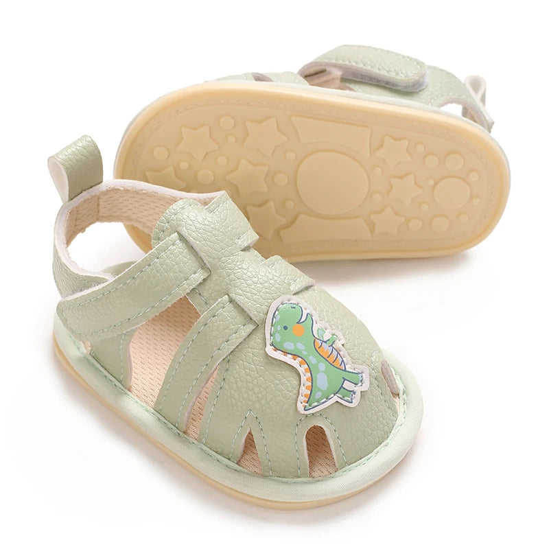 Summer sandals for baby boys and girls, breathable baby summer sandals, first walking shoes for newborns at 18 months old