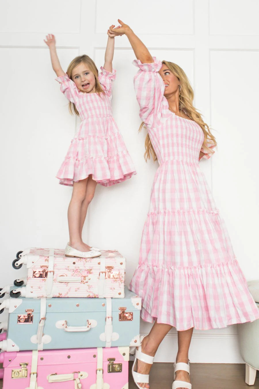 Mother and Daughter Matching Outfits Vestidos Family Matching Dresses Floral Printed Beach Family Look Dress