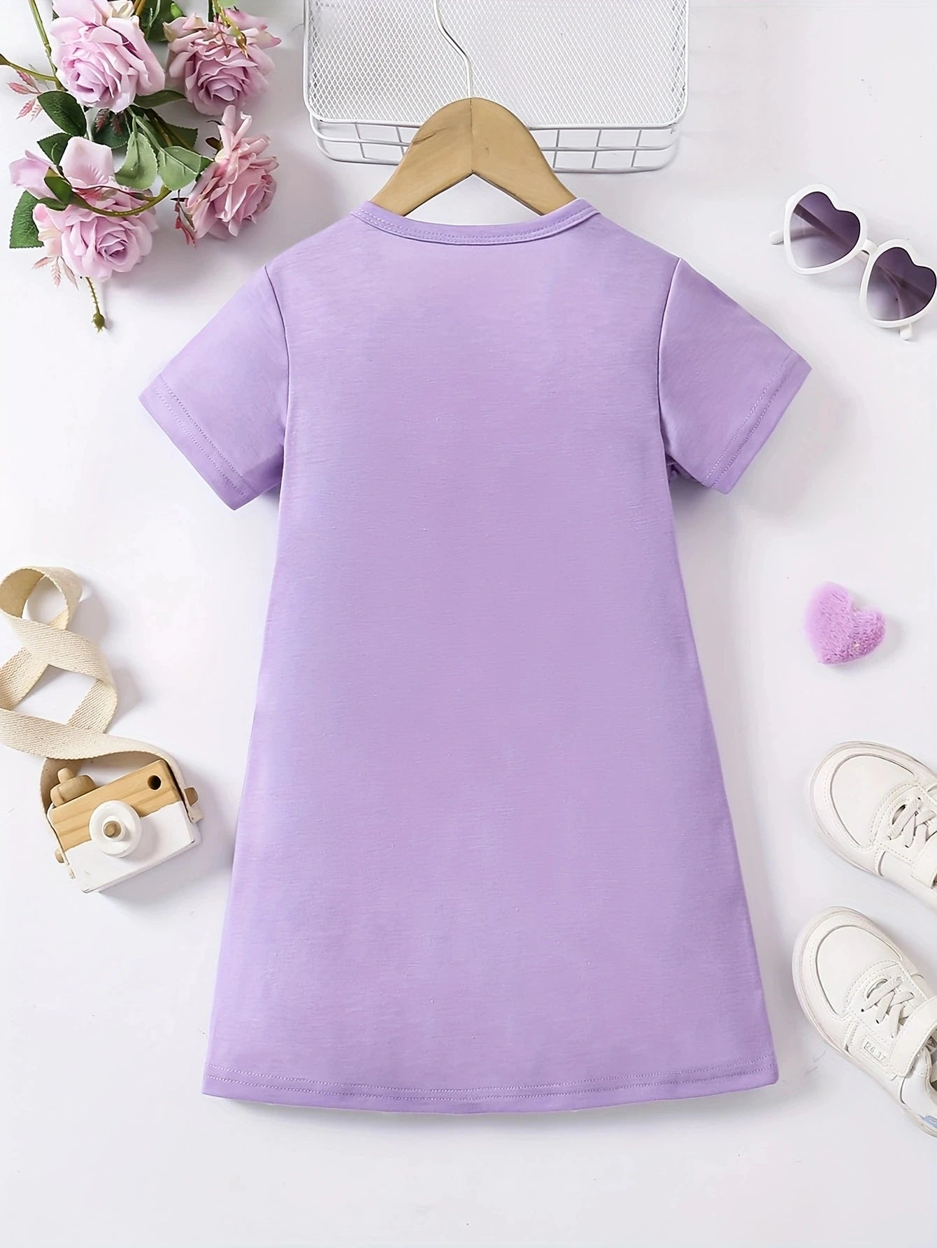 Bonito mono informal de verano para niña con estampado de amor, vestido de mezcla de fibra de poliéster suave, transpirable y elástico.