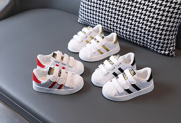 Zapatillas de deporte para niños, diseño de moda, blancas antideslizantes, zapatos casuales para niños y niñas, zapatillas transpirables con velcro, zapatos de exterior para niños pequeños.