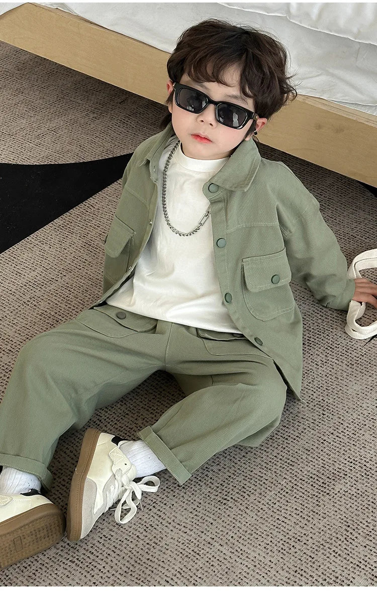 Jungenanzug 2025 Herbst neue modische Oberteil-Hose Sport Freizeit Arbeitskleidung Kinderkleidung Jacke