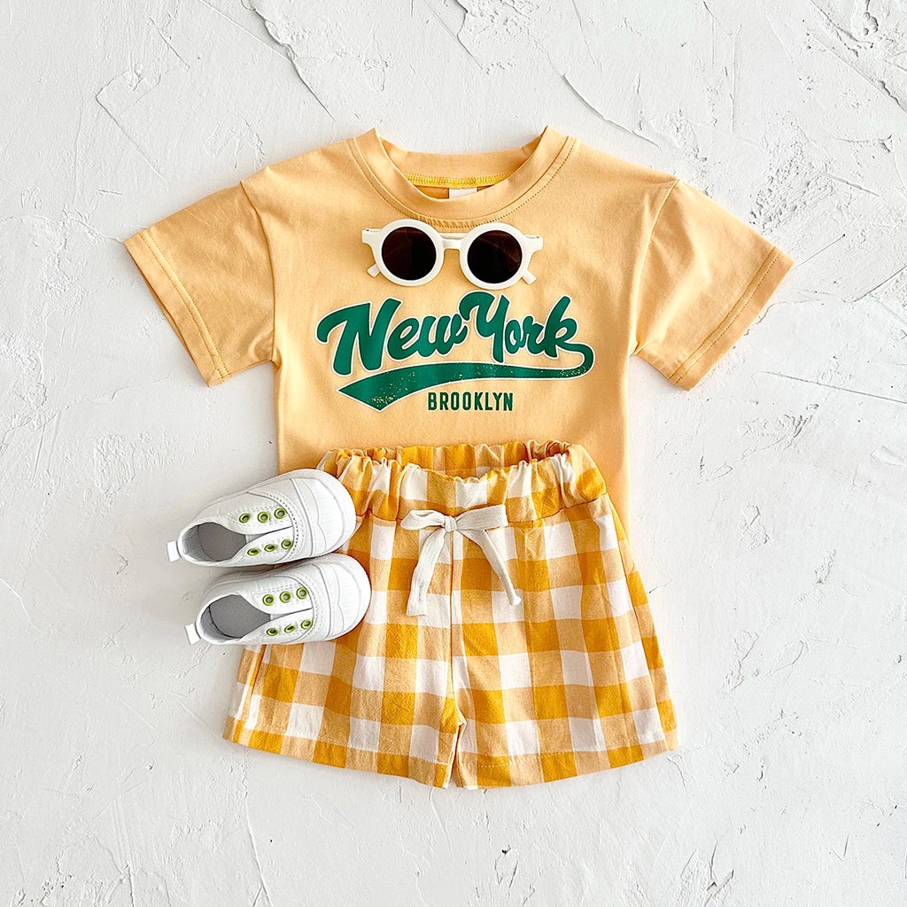 Neugeborene Babykleidung Set für Jungen und Mädchen, lässig, 2-teilig, mit Buchstaben bedrucktes Kurzarm-T-Shirt + karierte Shorts, Baby-Outfit 0-3 Jahre