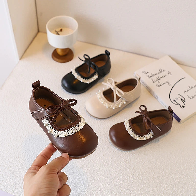 Little Girl'S Leather Shoes Ruffles Retro Style Adorable Kids Flat Shoe Spring Versatile Three Colors Fashion Children Mary Jane