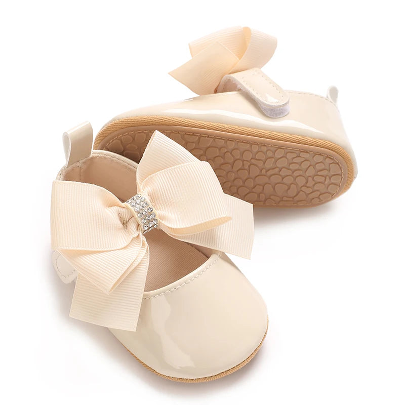 Lindos Zapatos de Princesa para Bebé Edición Primavera y Otoño Decoración de Lazo de Mariposa Suela Blanda de PU Adecuado para Bebés de 0 a 1 Año